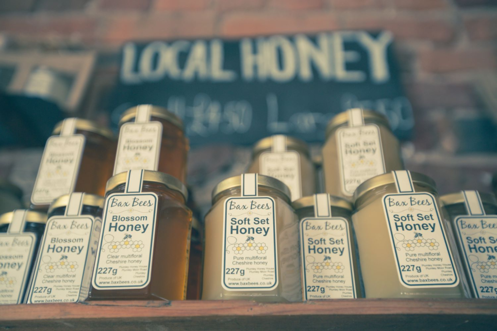 local honey from small beekeepers, high quality and raw